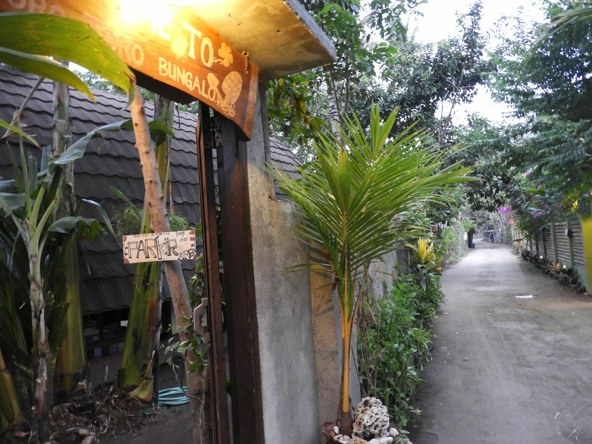 Toro Toro Bungalow Гили Еър Екстериор снимка