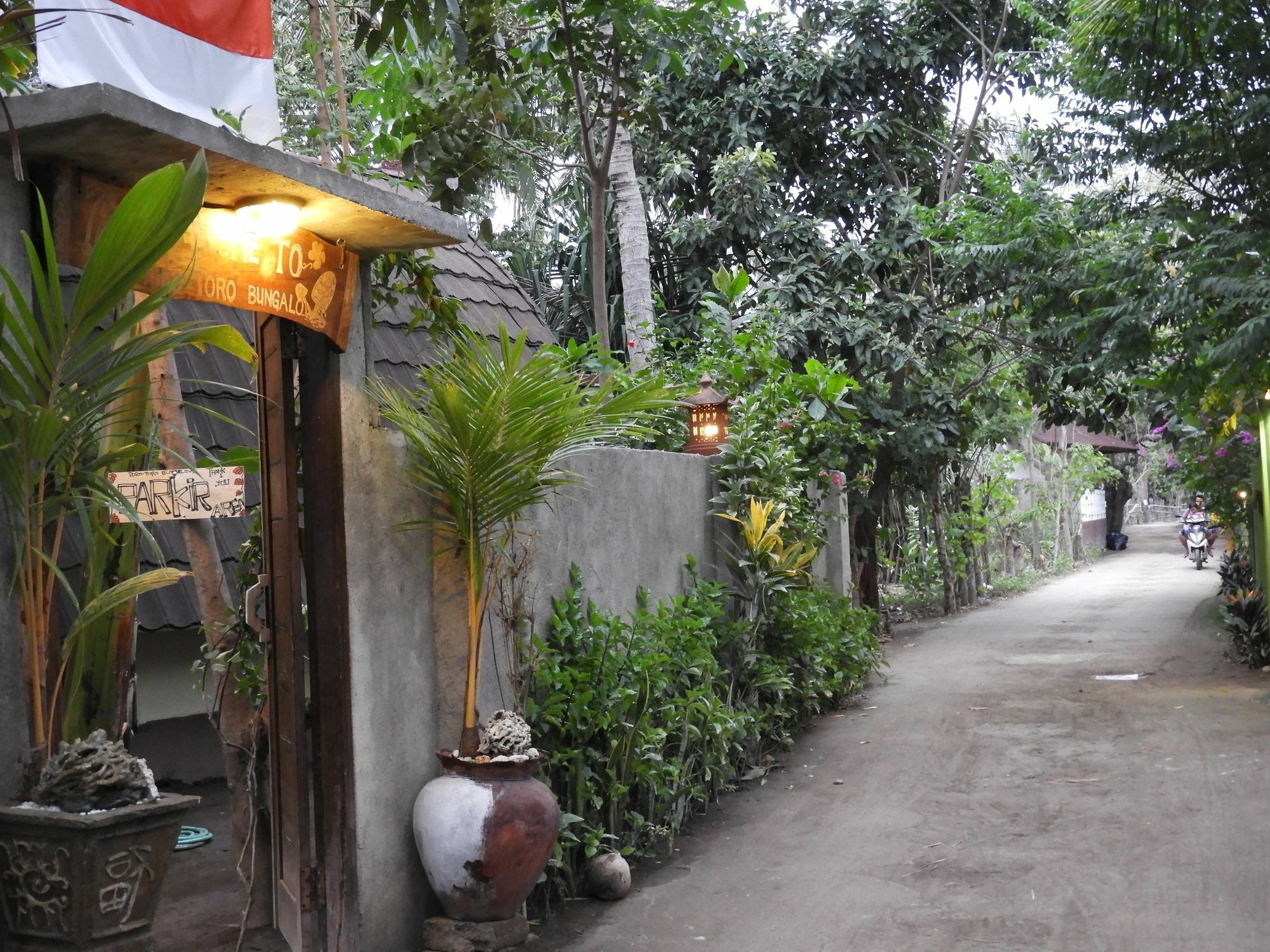 Toro Toro Bungalow Гили Еър Екстериор снимка